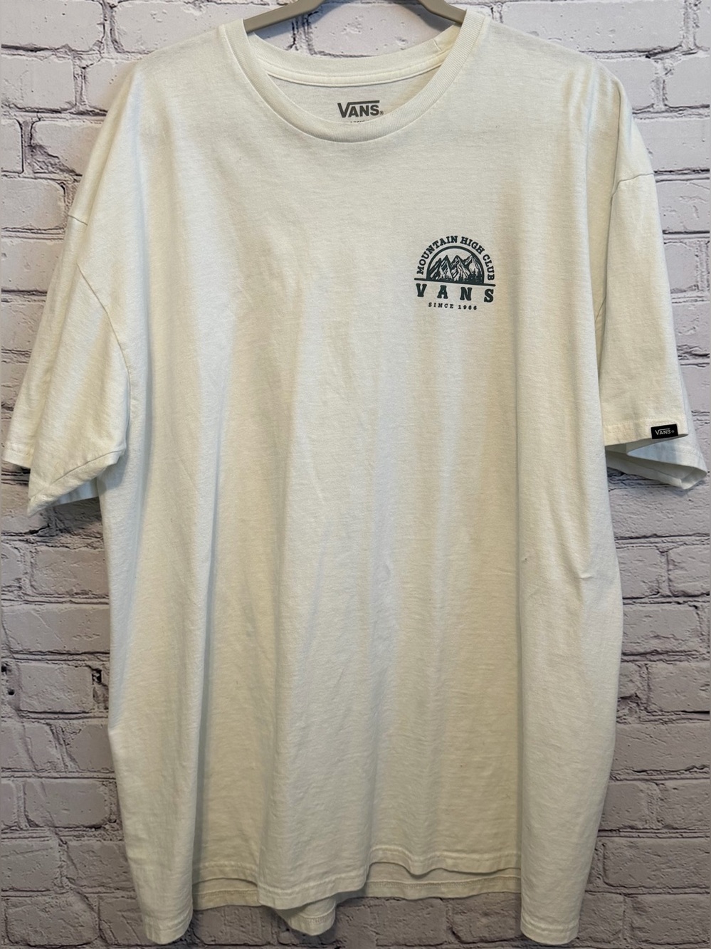 Vans Cream Mountain High Club Short Sleeve Tee